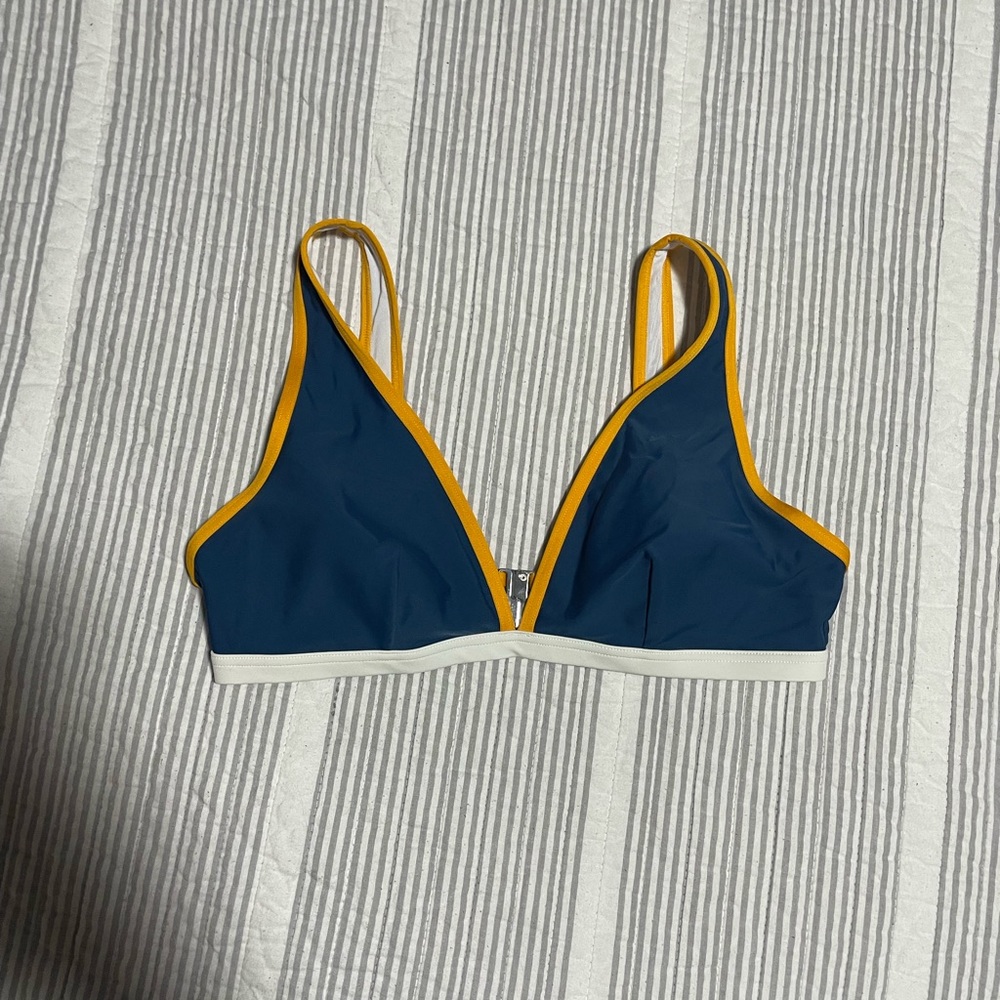 SHEIN swim suit top